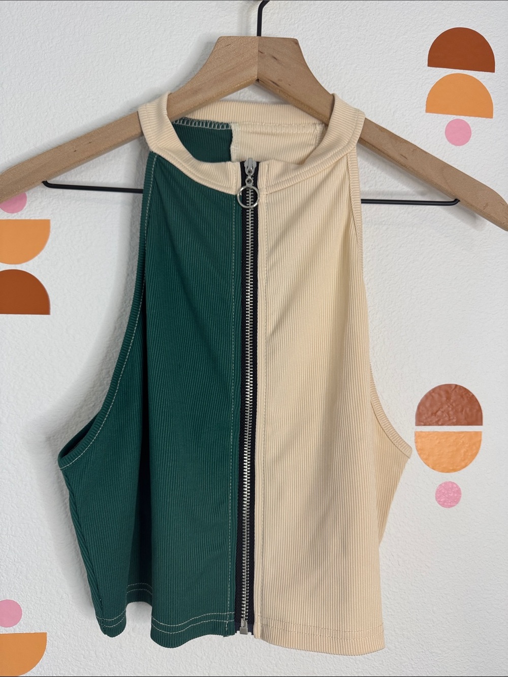 Unlisted Green & Cream Colorblock Zip Cropped Tank N0315